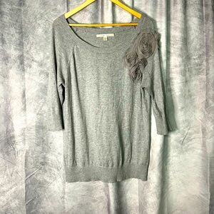 LC Lauren Conrad Gray Flower Appliqué Boat Neck 3/4 Sleeve Sweater - size Medium